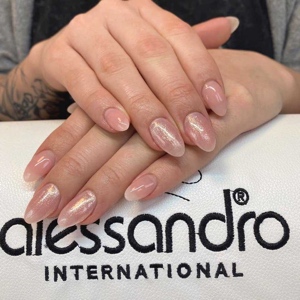 Nageldesign - Nagelstudio Greta Reich Kropp